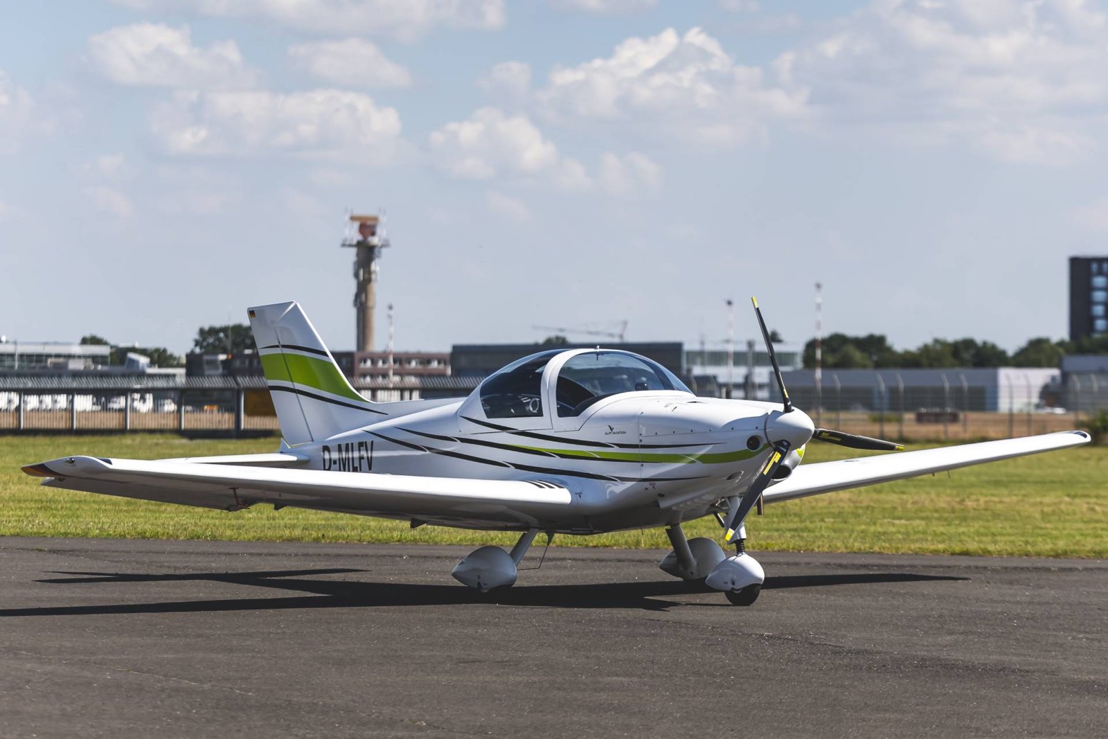 2023 Alpi Pioneer 300, photo 1