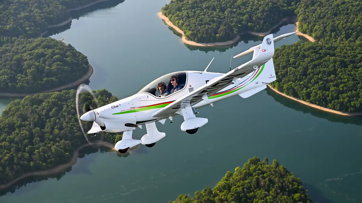 European Aviation Safety Agency Grounds Global Fleet of Elixir Trainers Following Crash
